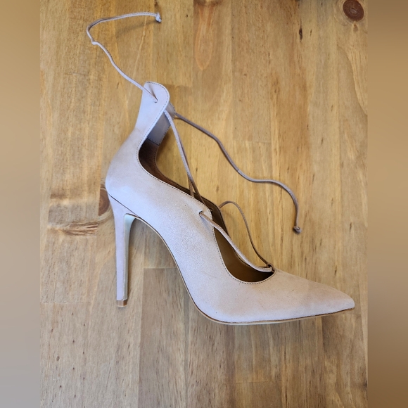 Lace Up Heels - Picture 12 of 16